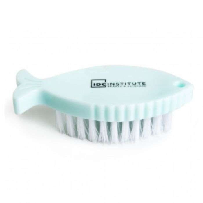 idc-institute-beauty-et-skincare-idc-institute-brosse-a-ongles-ongles.jpg IDC INSTITUTE BROSSE A ONGLES – Image 1
